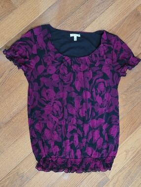 Croft&Barrow Black and Purple Floral Short-Sleeve Scoop Top